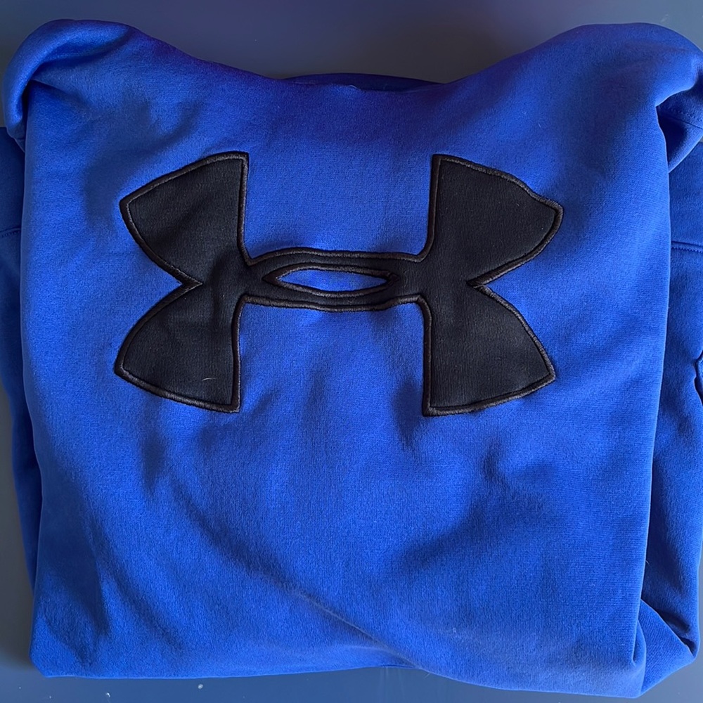 Mens under Armour hoodie